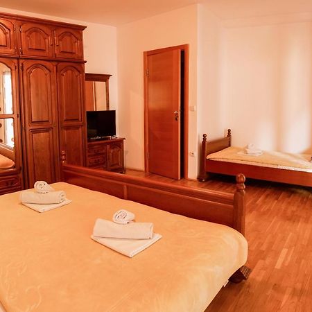 Apartments And Rooms Marija Budua Esterno foto