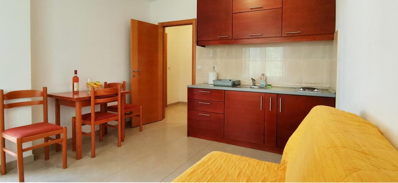 Apartments And Rooms Marija Budua Esterno foto