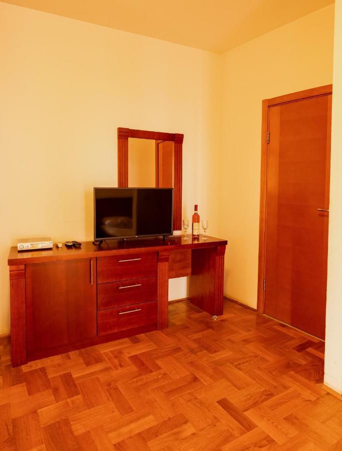 Apartments And Rooms Marija Budua Esterno foto