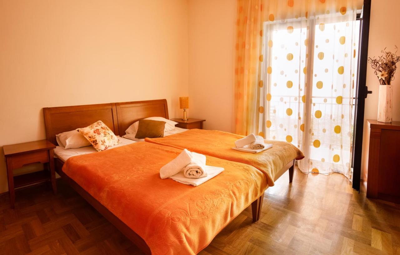 Apartments And Rooms Marija Budua Esterno foto