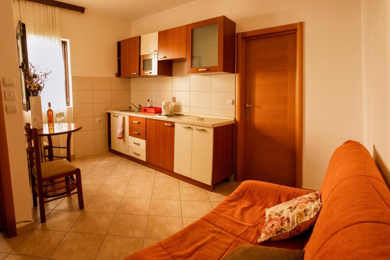Apartments And Rooms Marija Budua Esterno foto