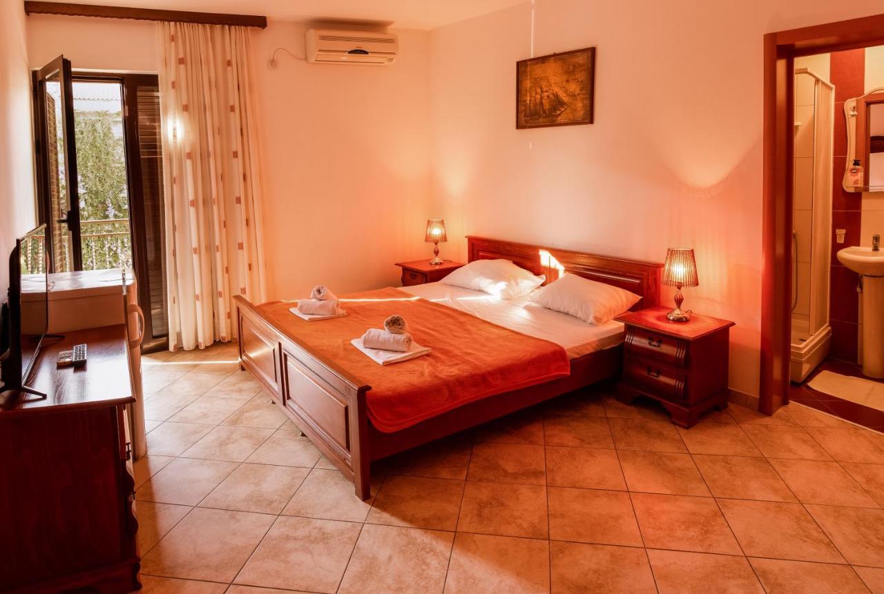 Apartments And Rooms Marija Budua Esterno foto