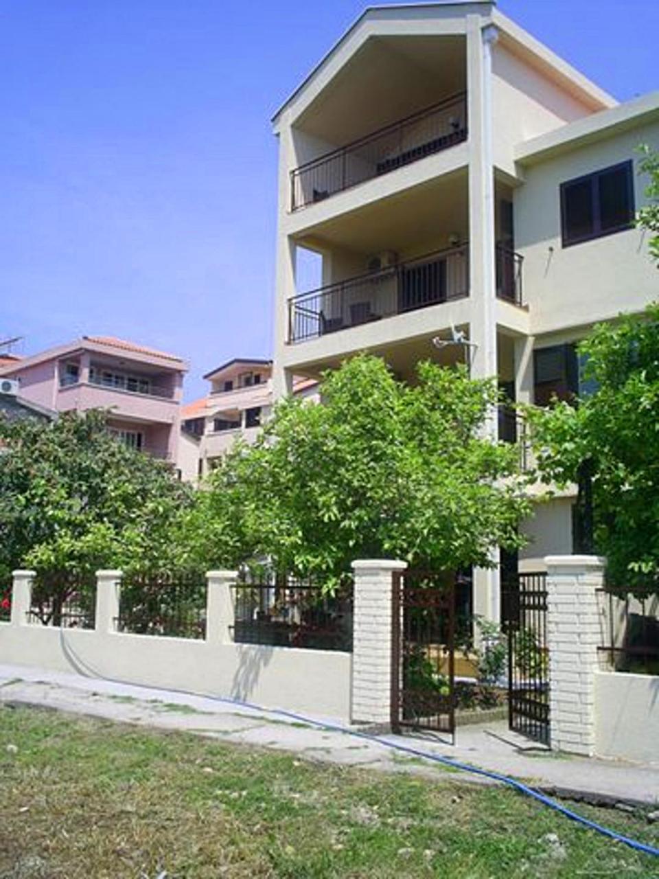 Apartments And Rooms Marija Budua Esterno foto